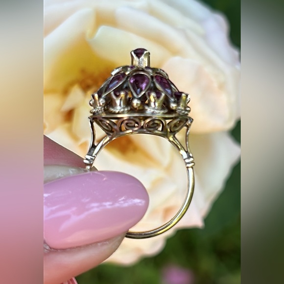 Sold- 18k Yellow Gold Natural Pink Sapphires Ladies Ring - Picture 9 of 17